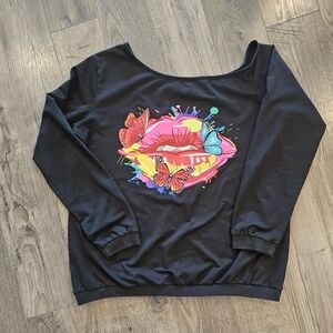 XL Womens Asymetrical Black Sweatshirt Colorful Lip Butterfly Design Spring Fall